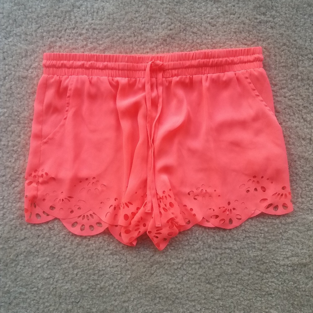 Neon short